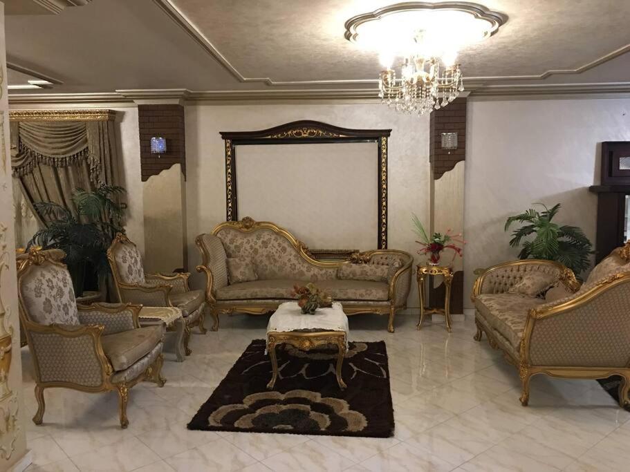 Royal Pyramids Palace Residence القاهرة المظهر الخارجي الصورة